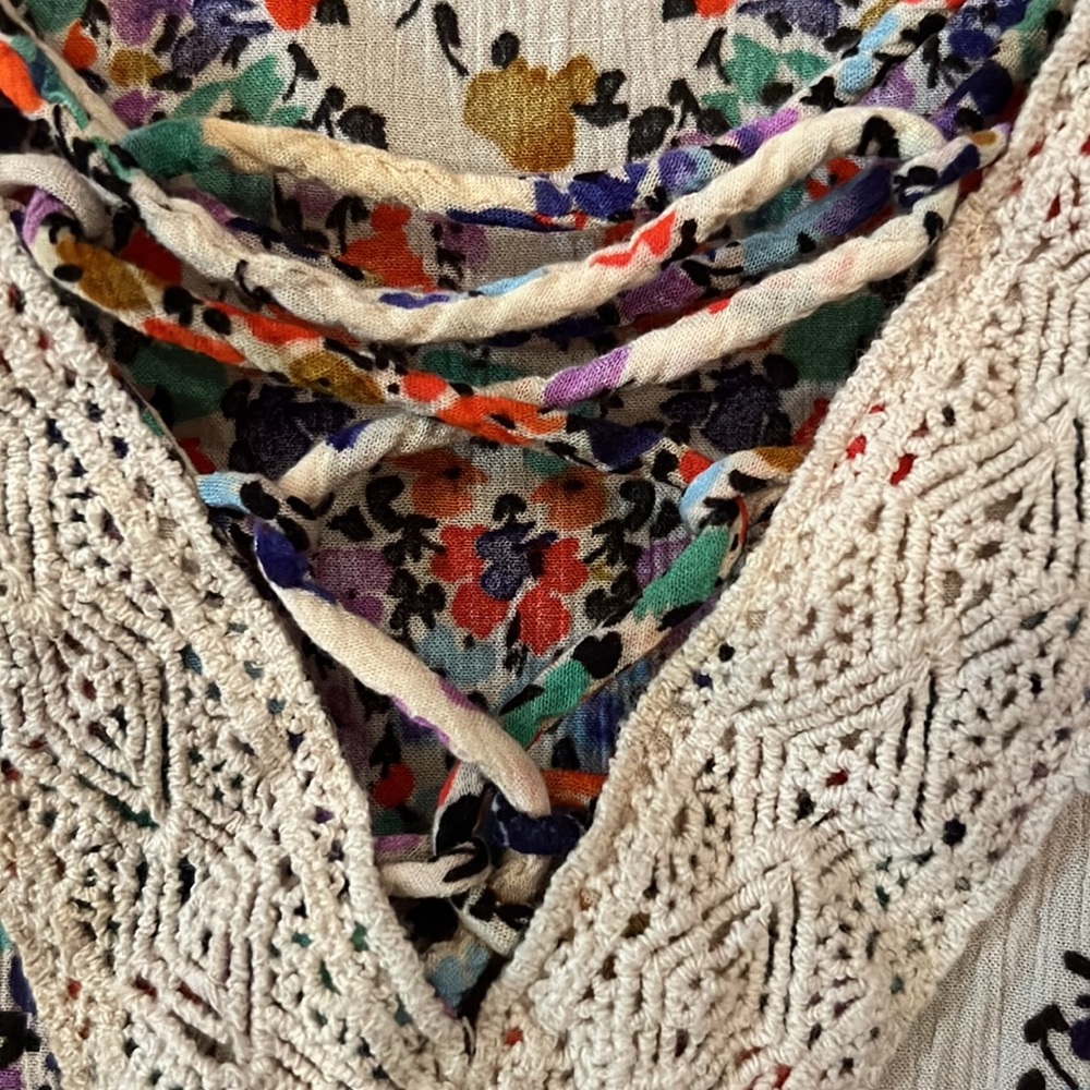 Democracy Ruffled Blouse - Picture 4 of 6